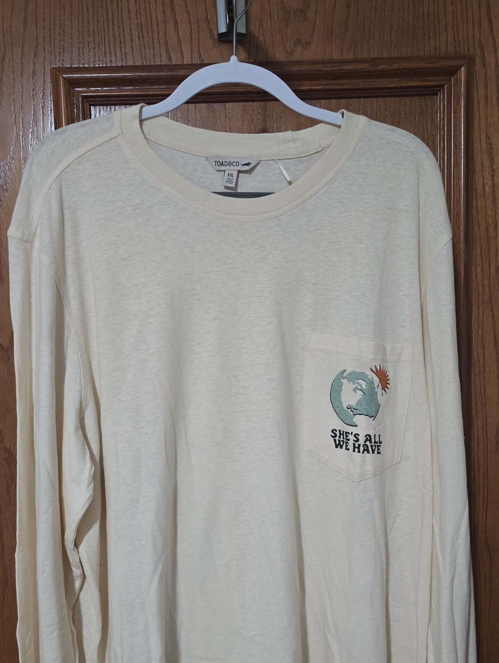 Toad&Co Cream Long-Sleeve Pocket Tee with Earth Graphic